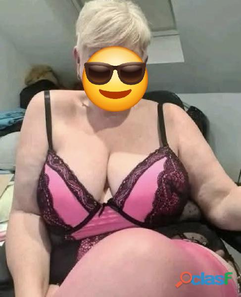 Hombre Busco mujer muy madura grandes tetas Hombre Busco mujer muy madura grandes tetas