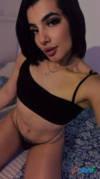TRANS FEMENINA MUY CARIÑOSA Y FIESTERA CON POLLA JUGUETONA TRANS FEMENINA MUY CARIÑOSA Y FIESTERA CON POLLA JUGUETONA